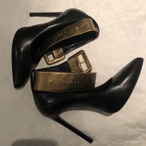 Saint Laurent pumps